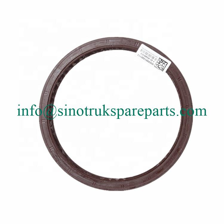 SINOTRUK HOWO TRUCK PARTS REAR WHEEL HUB SEAL WG112340114