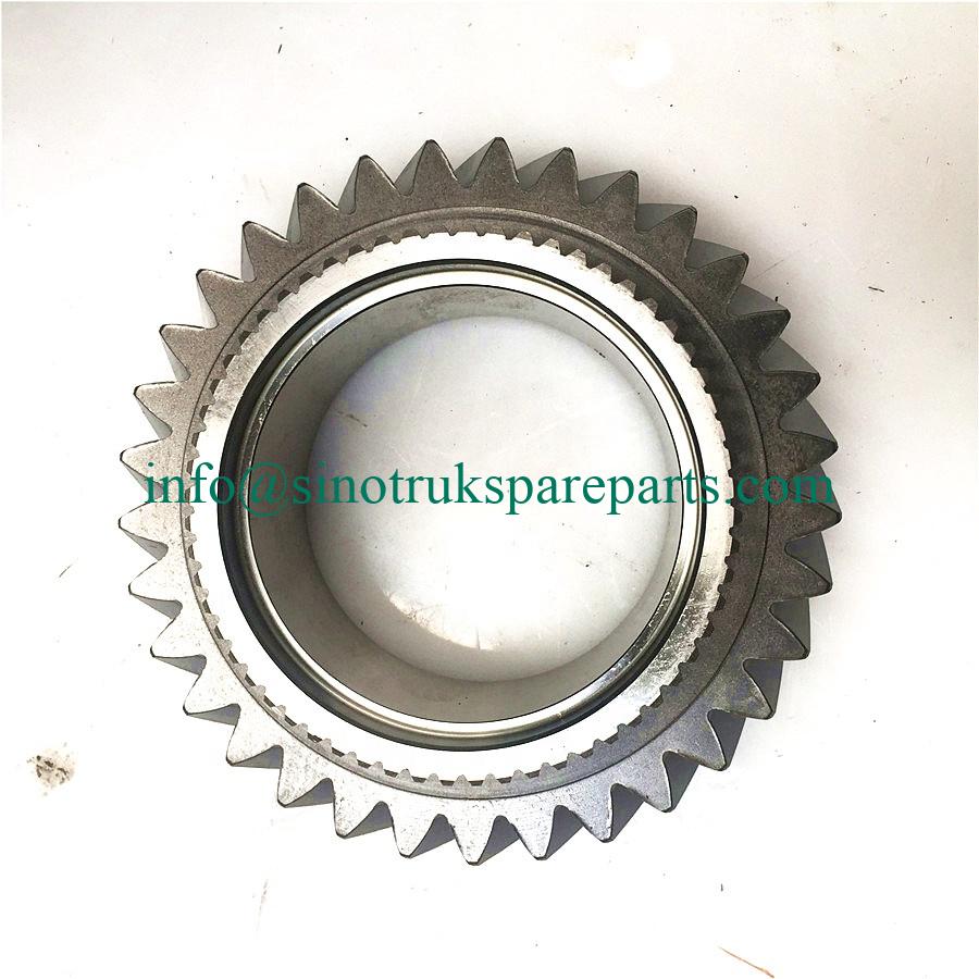 sinotruk howo truck gearbox spare parts WG2210040402 main shaft 4th gear