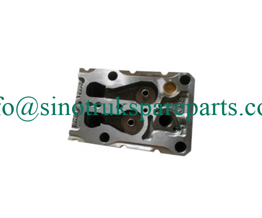 SINOTRUK truck engine parts Cylinder Head 61560040068
