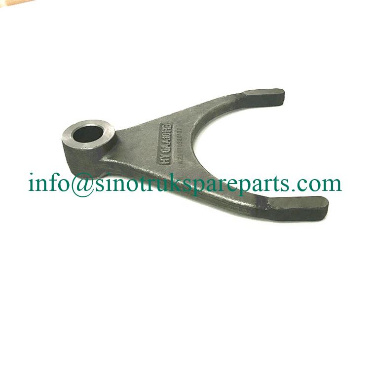 SINOTRUK Truck Spare Parts Front Support Assembly AZ9970440032