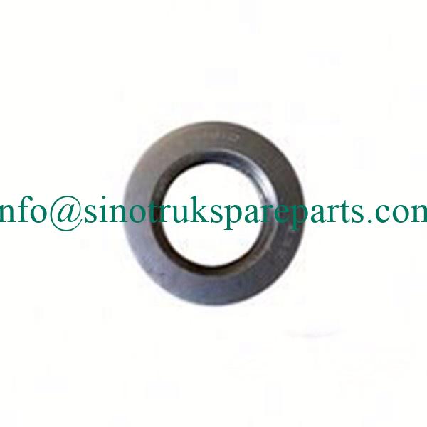 Sinotruk howo heavy truck steering knuckle roller bearing WG880410049