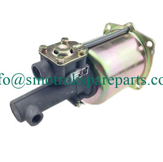 SINOTRUK howo clutch booster cylinder WG9725230051