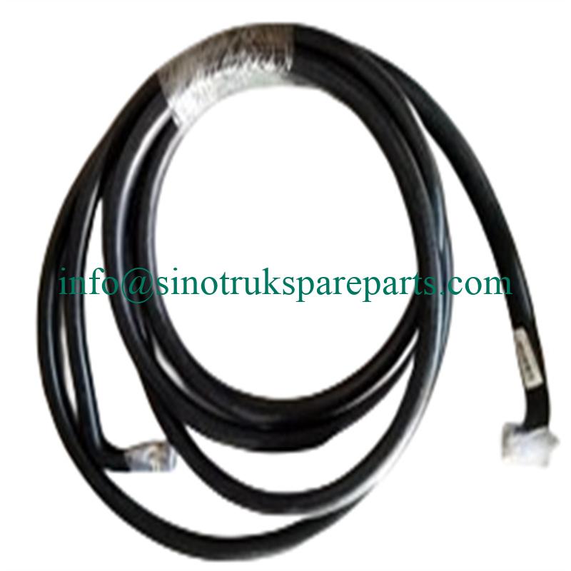 SINOTRUK part WG9715110062 Engine water outlet hose