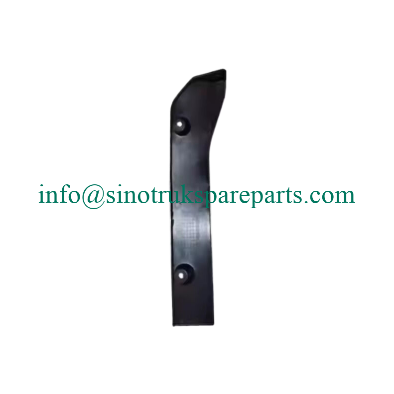 WG1664245086 HOWO T5G Right Bumper Trim