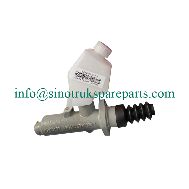 Sinotruk HOWO Truck Clutch Master Cylinder WG9925230520