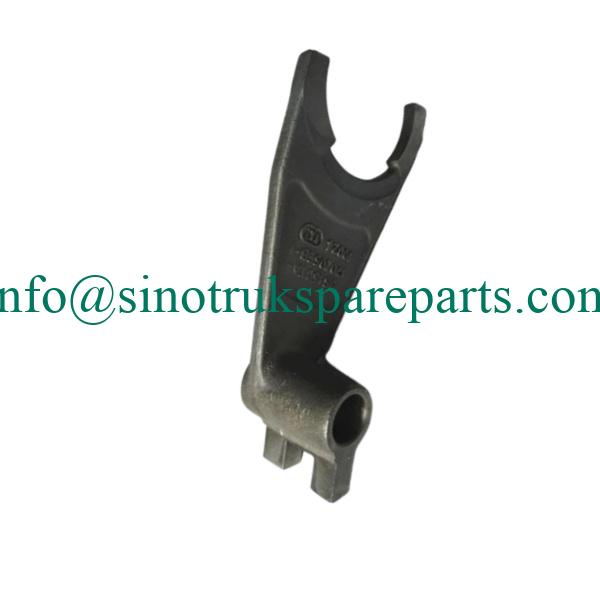 sinotruk gearbox parts JS150TA-1702056B-1 Gear Fork